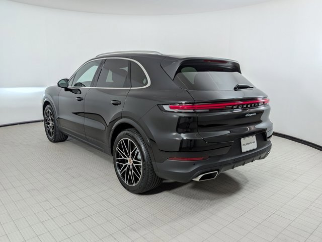 New 2026 Porsche Cayenne video 3