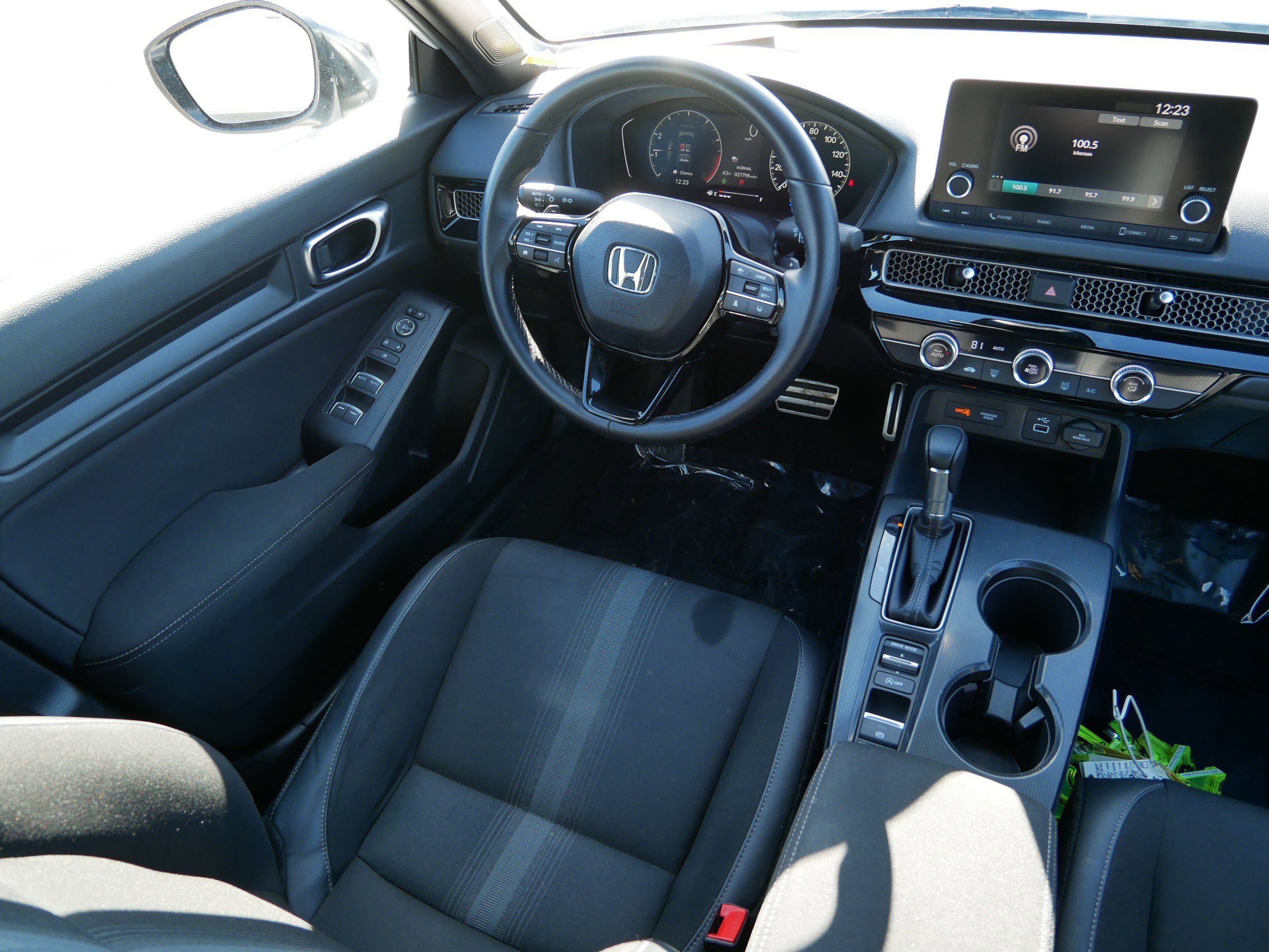 Used 2024 Honda Civic Sport image 9