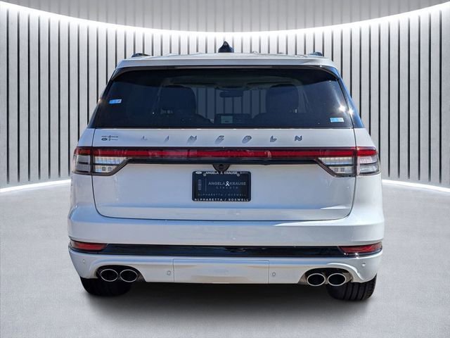 New 2026 Lincoln Aviator Reserve w/ Jet Appearance Package image 4