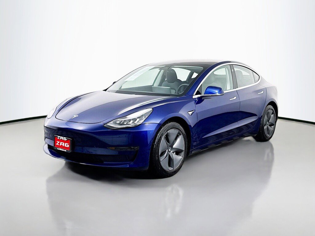Used 2018 Tesla Model 3 Long Range image 1