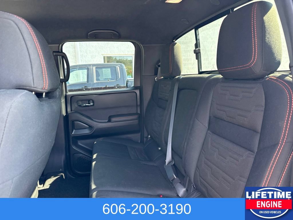 Used 2024 Nissan Frontier PRO-4X w/ Technology Package AWD/4WD image 13