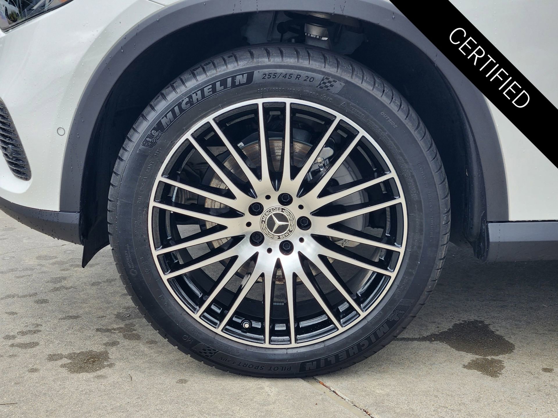 Certified 2026 Mercedes-Benz GLC 300 image 12