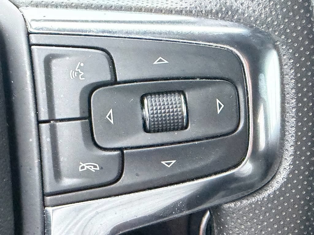 Certified 2025 Chevrolet Blazer LT FWD image 28