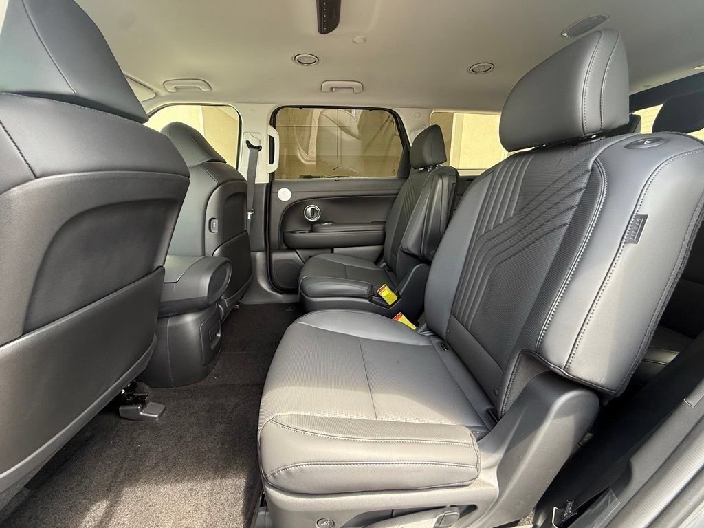 New 2026 Hyundai Palisade SEL Premium FWD image 24
