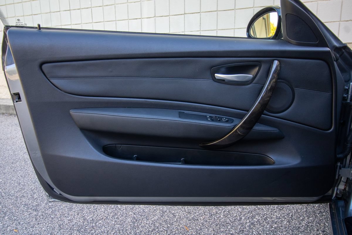 Used 2009 BMW 135i Coupe RWD image 10