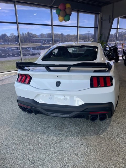 New 2025 Ford Mustang Dark Horse image 5
