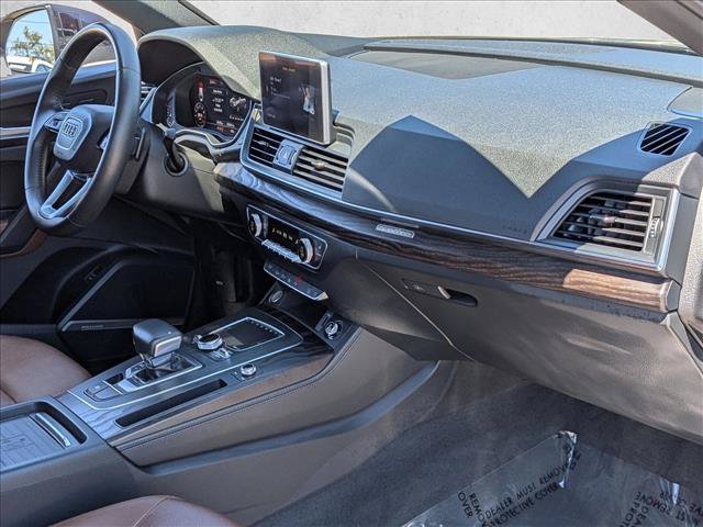 Used 2020 Audi Q5 Prestige w/ Prestige Package AWD/4WD image 23