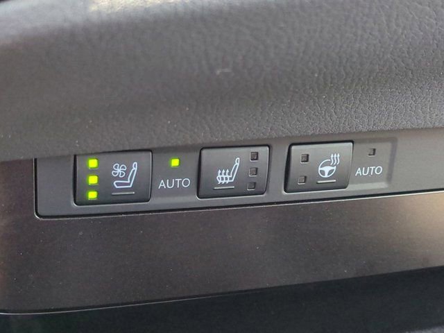 Used 2024 Lexus ES 350 w/ Premium Package image 22