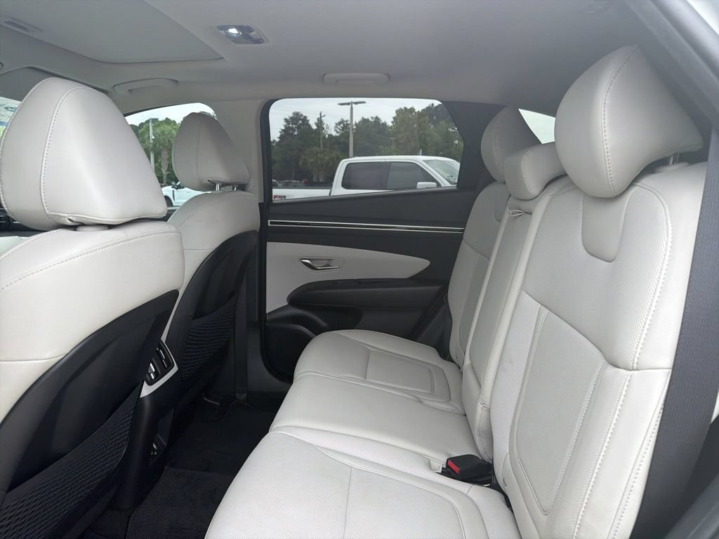Used 2023 Hyundai Tucson SEL w/ Convenience Package FWD image 16