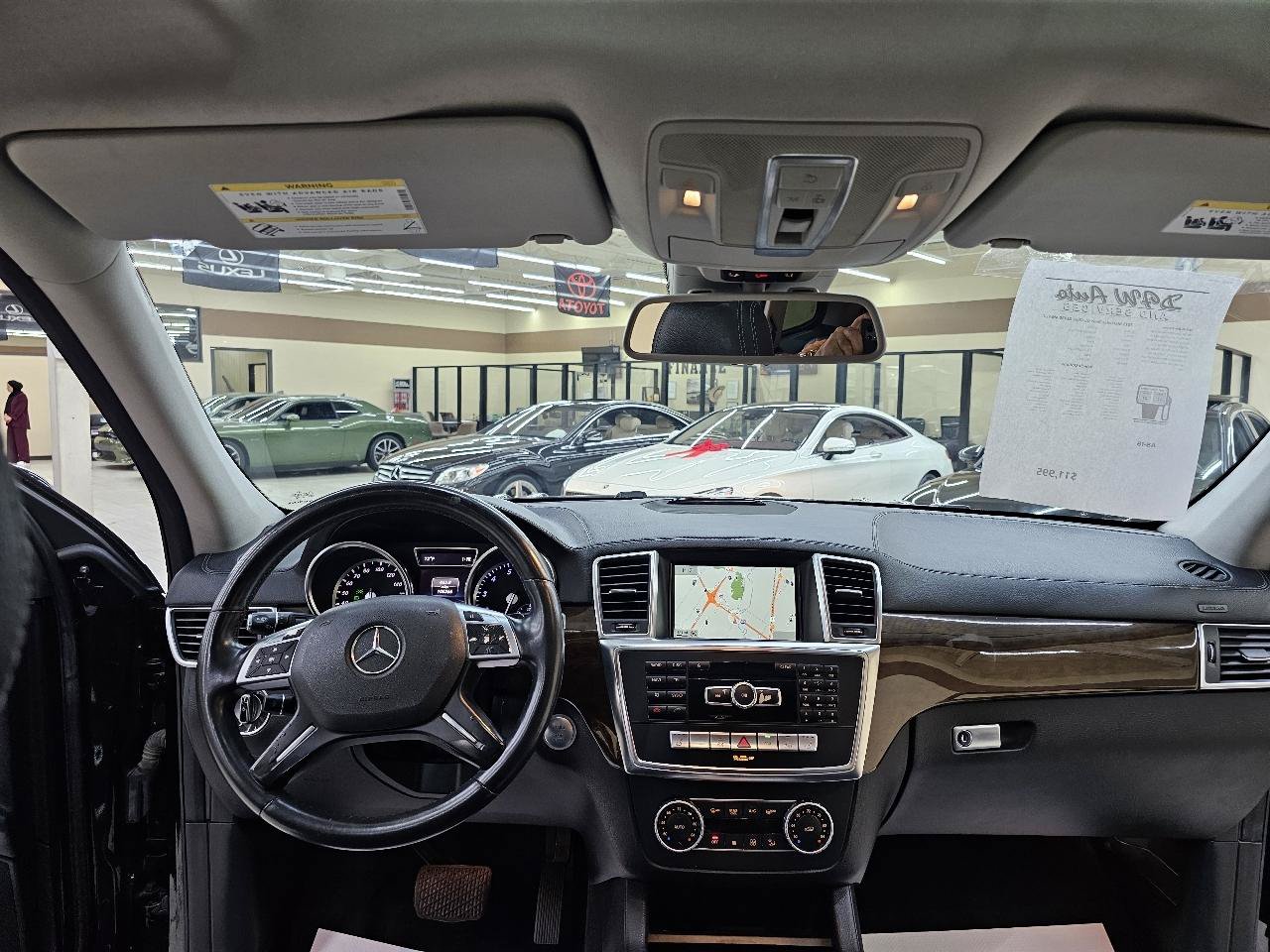 Used 2015 Mercedes-Benz GL 450 4MATIC w/ Appearance Package image 30