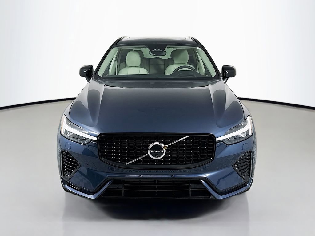 Used 2025 Volvo XC60 T8 Ultra w/ Protection Package Premier image 6
