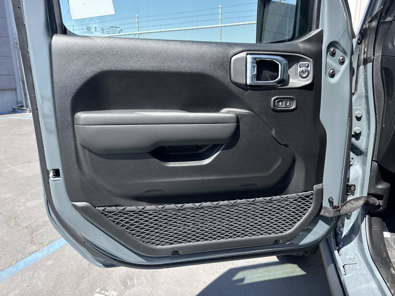 New 2026 Jeep Gladiator Rubicon w/ Steel Power Dome Hood Package AWD/4WD image 22