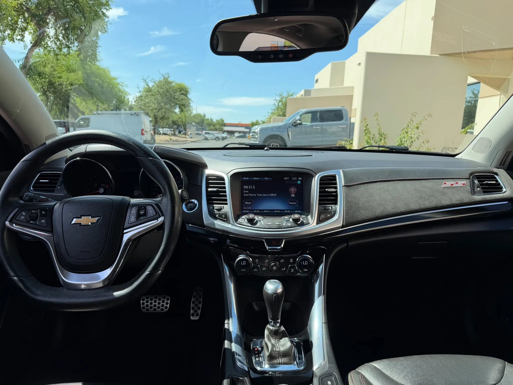 Used 2015 Chevrolet SS image 18