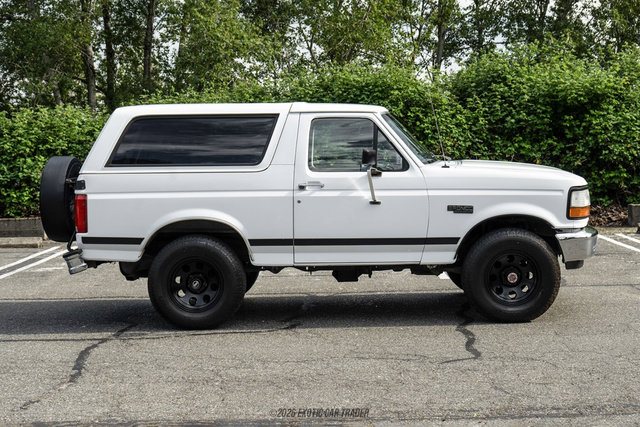Used 1992 Ford Bronco Custom AWD/4WD image 9