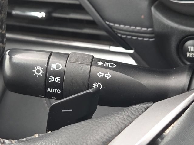Used 2022 Subaru Outback Limited AWD/4WD image 42