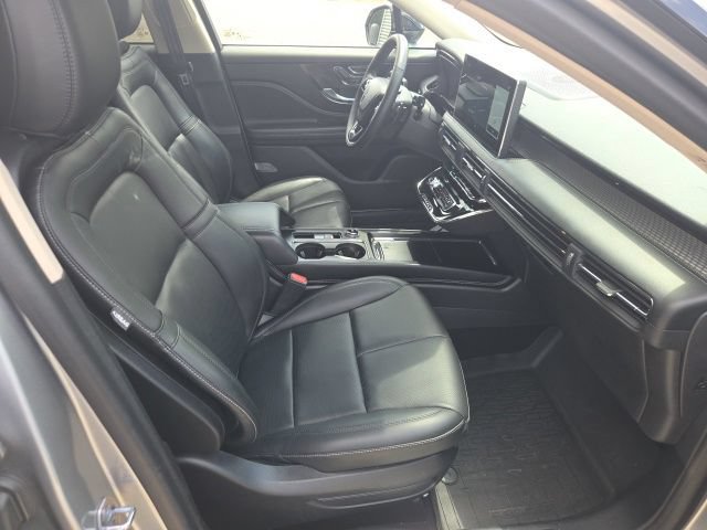 Certified 2024 Lincoln Corsair AWD w/ Equipment Group 101A image 23