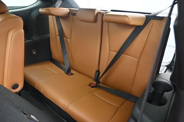 New 2026 Toyota Highlander Platinum AWD/4WD image 14