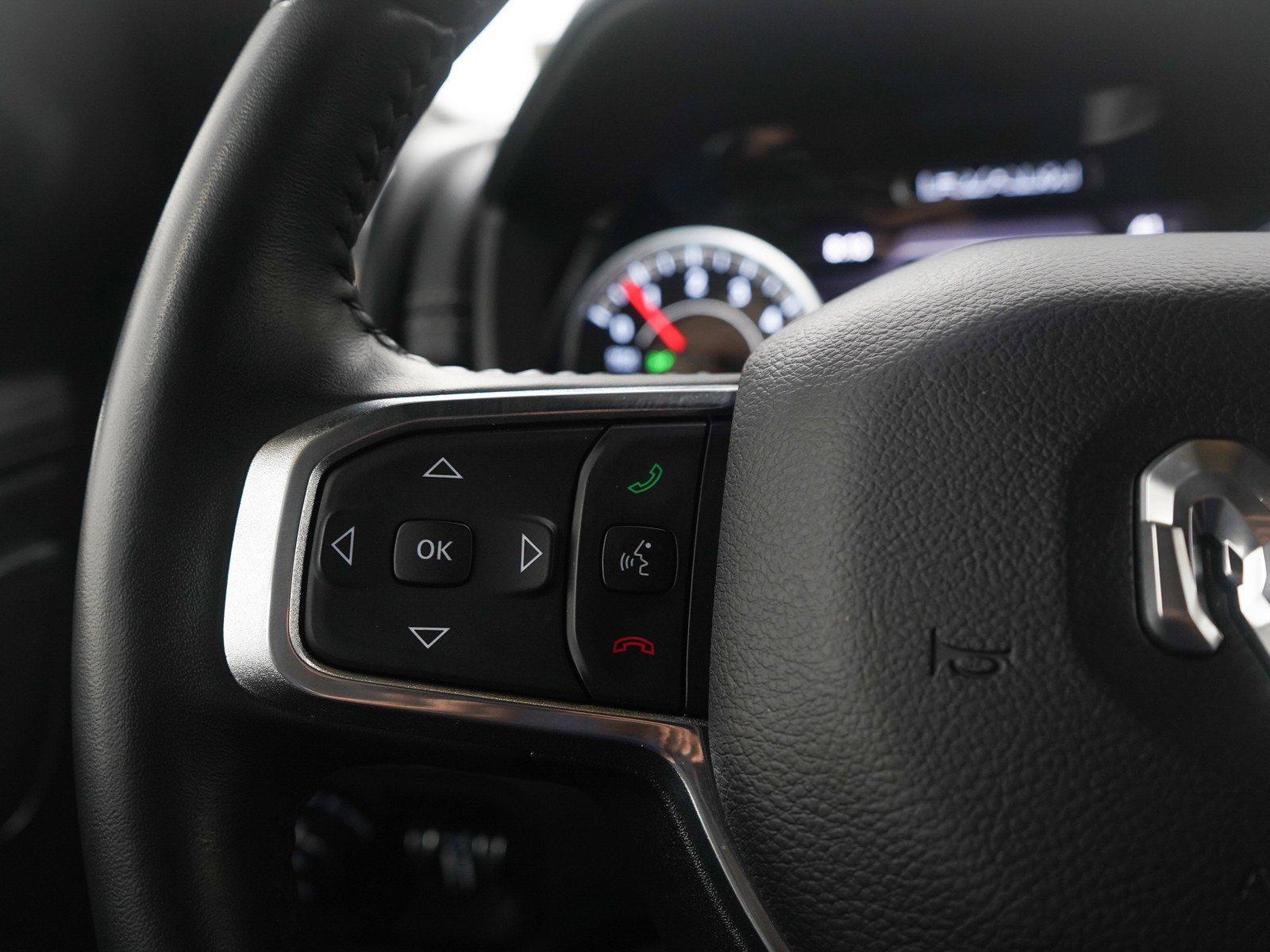 Used 2023 RAM 1500 Laramie image 25