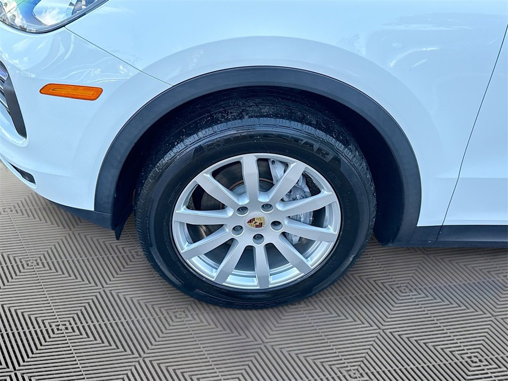Used 2020 Porsche Cayenne image 36