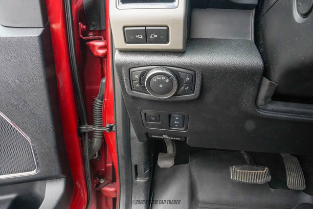 Used 2017 Ford F350 Lariat w/ Lariat Ultimate Package image 48