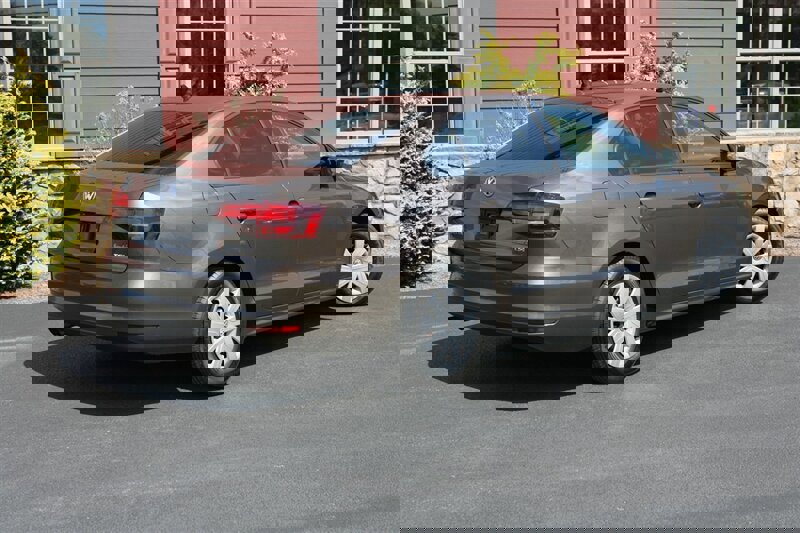 Used 2016 Volkswagen Jetta S FWD image 4