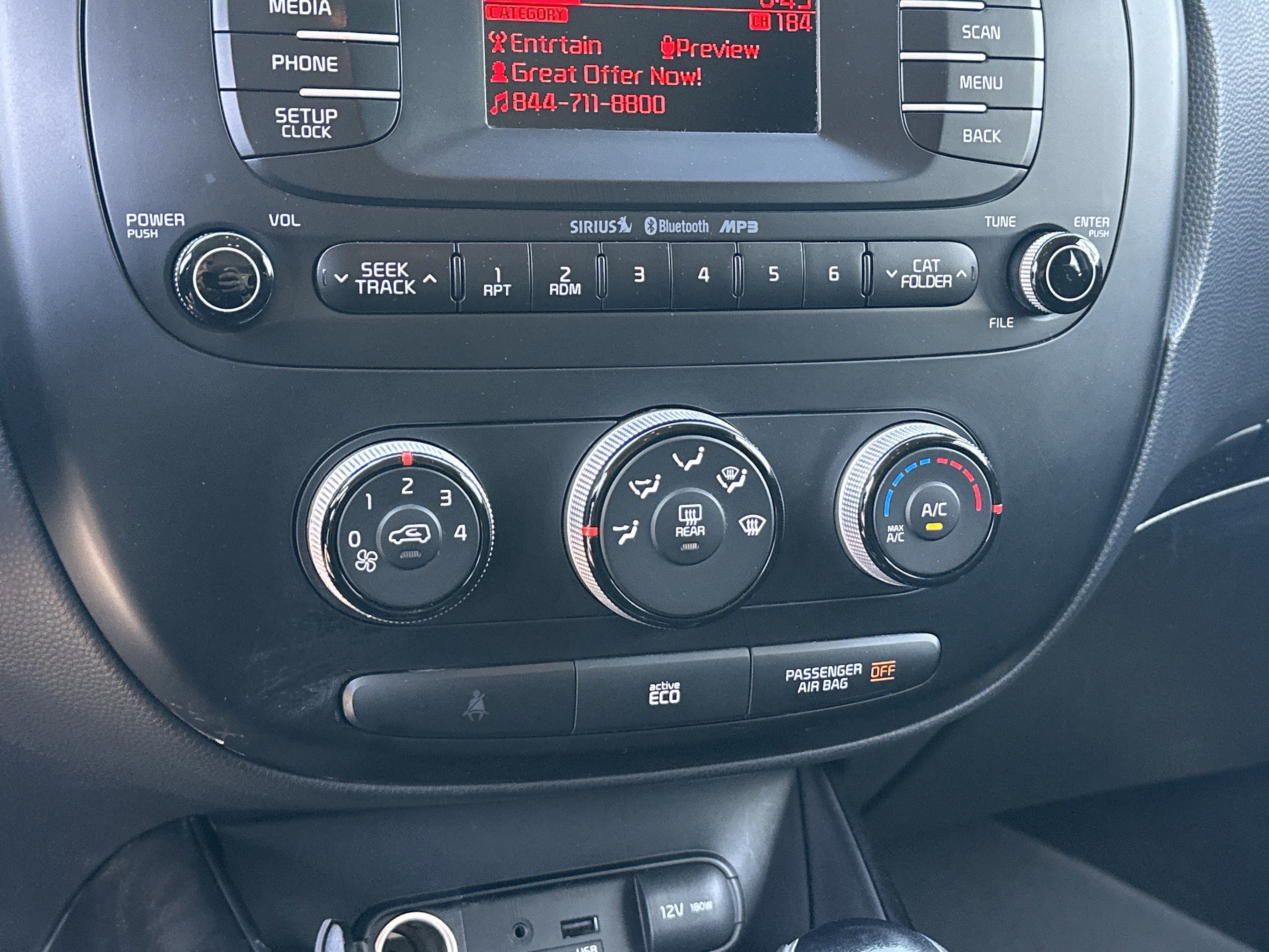 Used 2015 Kia Soul + FWD image 28