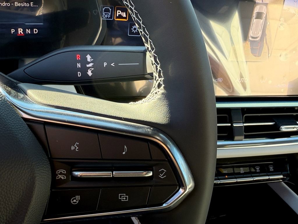 New 2026 Chevrolet Equinox EV LT image 17