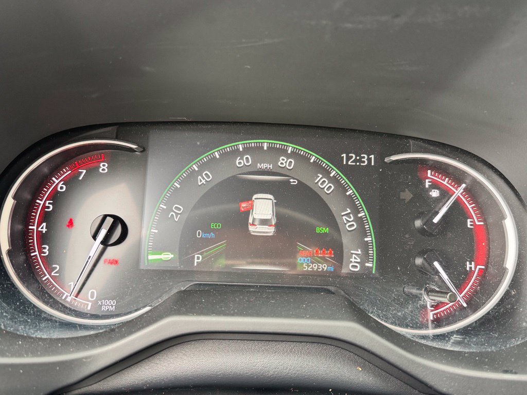Used 2025 Toyota RAV4 XLE FWD image 14