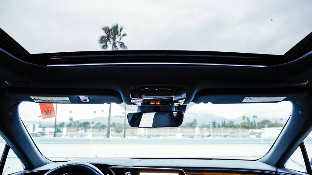 Used 2024 Lexus RX 350 350 w/ Technology Package image 19