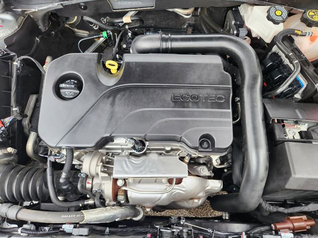 Used 2023 Chevrolet Malibu LS image 27