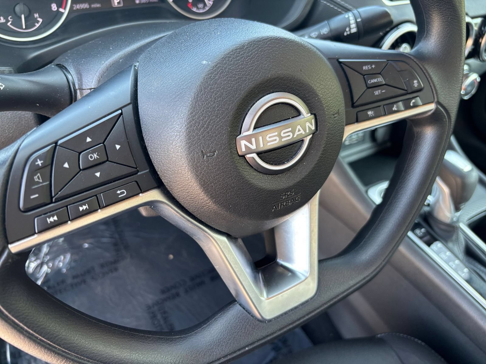 Used 2025 Nissan Sentra SV FWD image 25