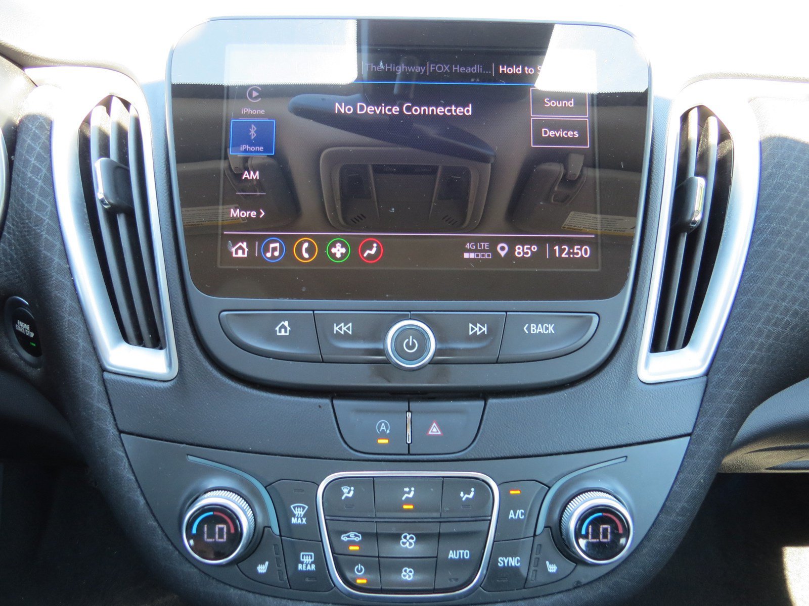 Used 2025 Chevrolet Malibu LT FWD image 23