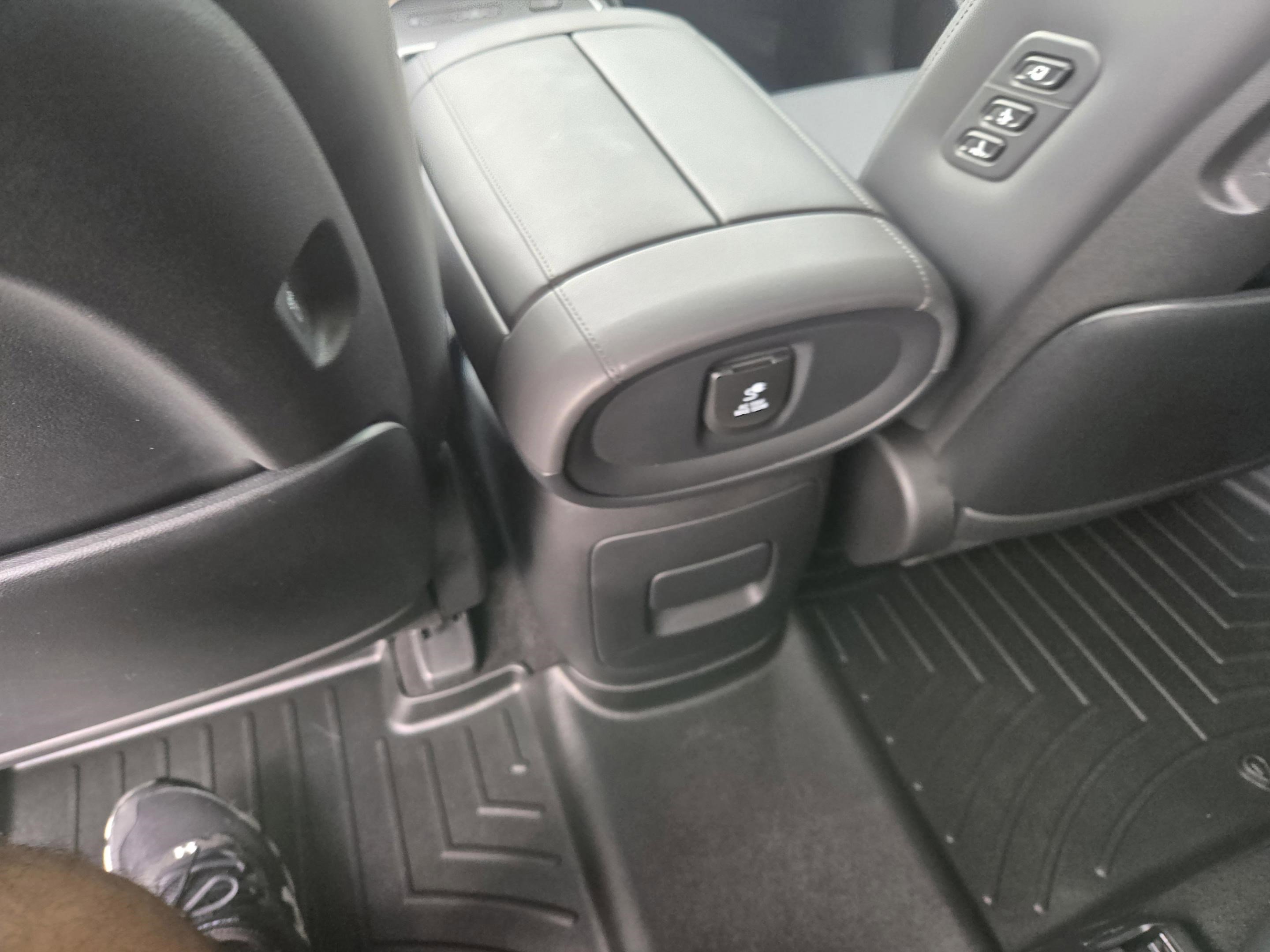 Used 2026 Hyundai Palisade Calligraphy FWD image 12