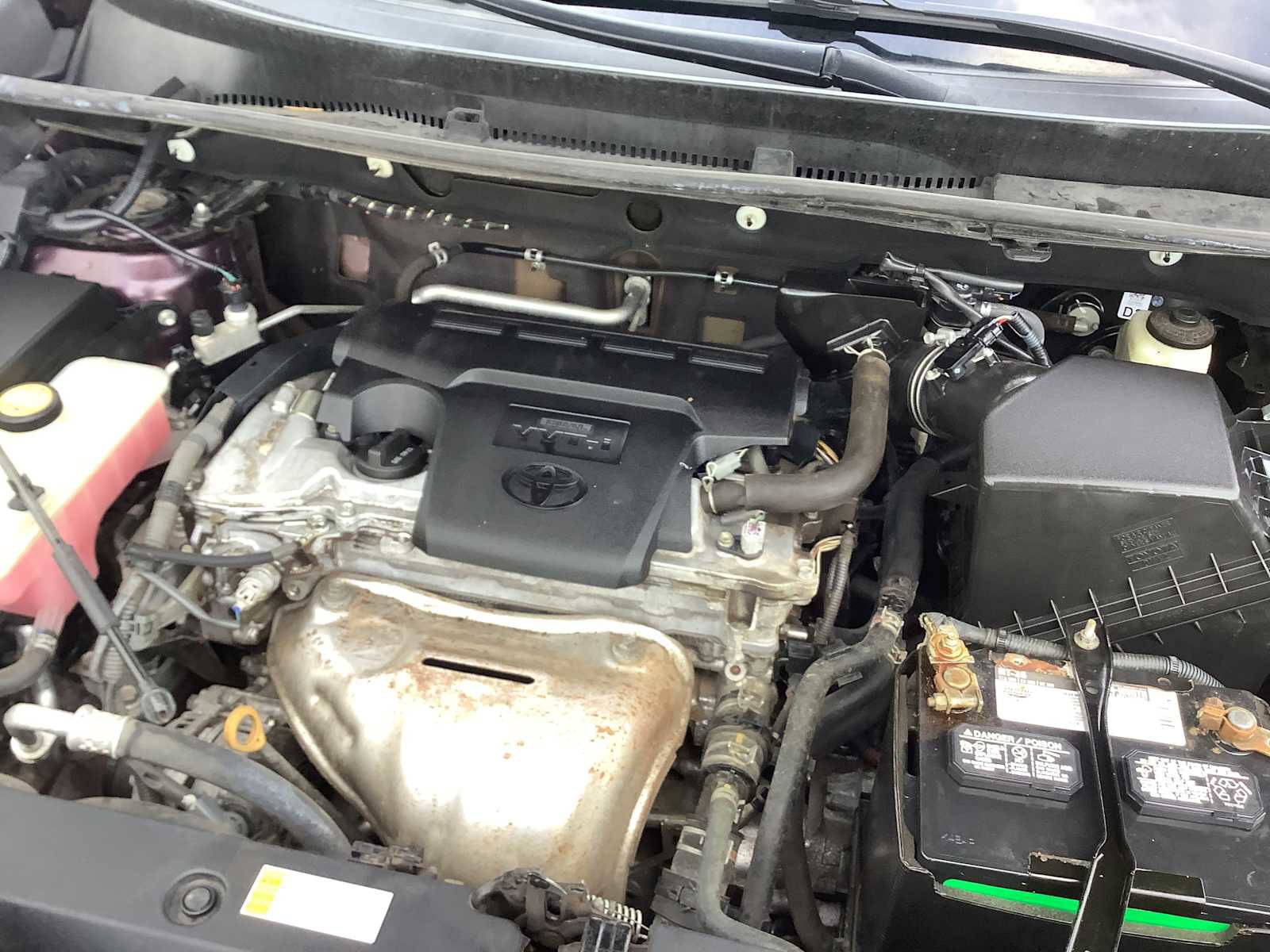 Used 2016 Toyota RAV4 XLE AWD/4WD image 8