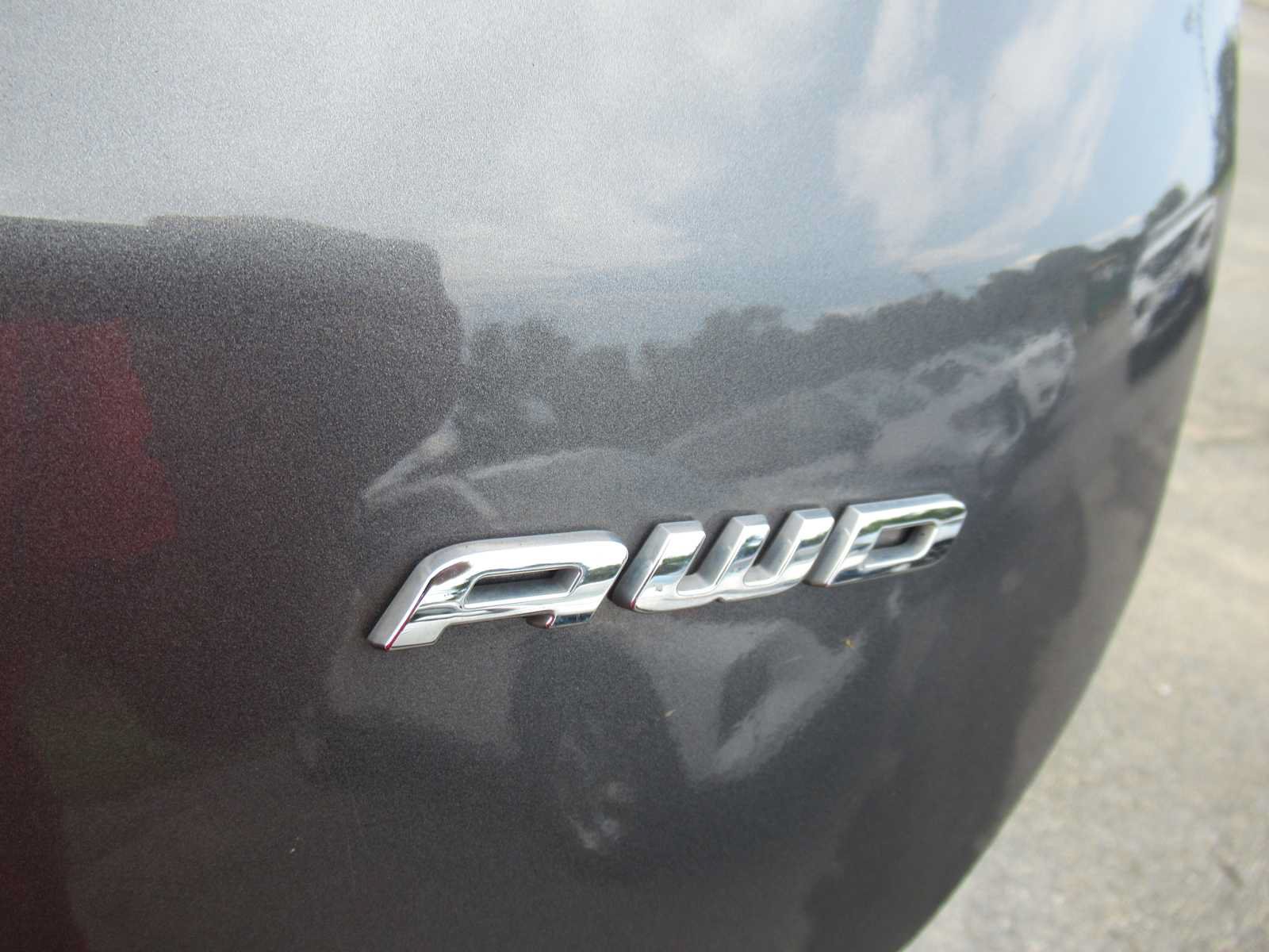 Used 2023 Ford Edge SEL AWD/4WD image 14