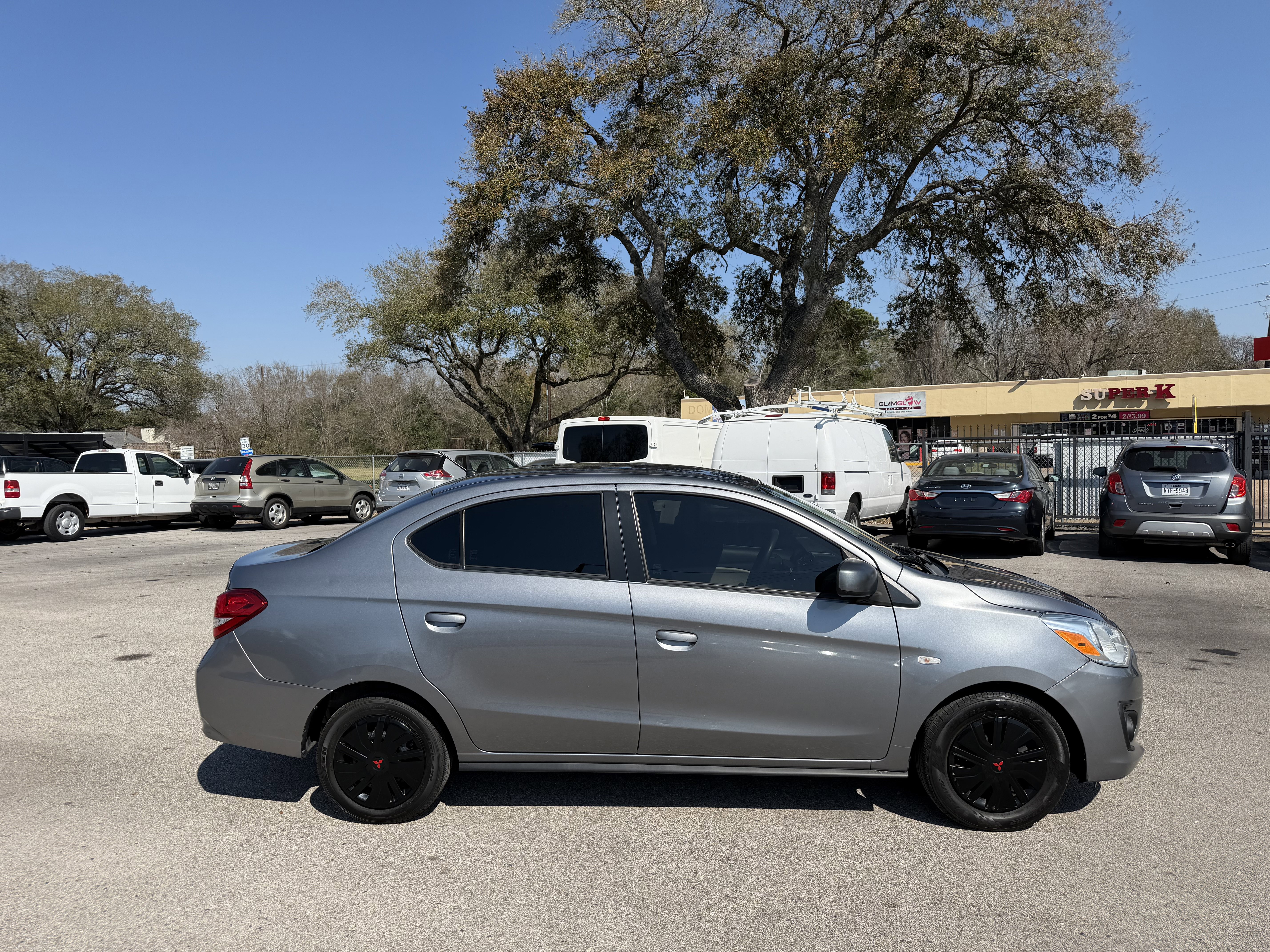 Used 2020 Mitsubishi Mirage G4 ES FWD image 3