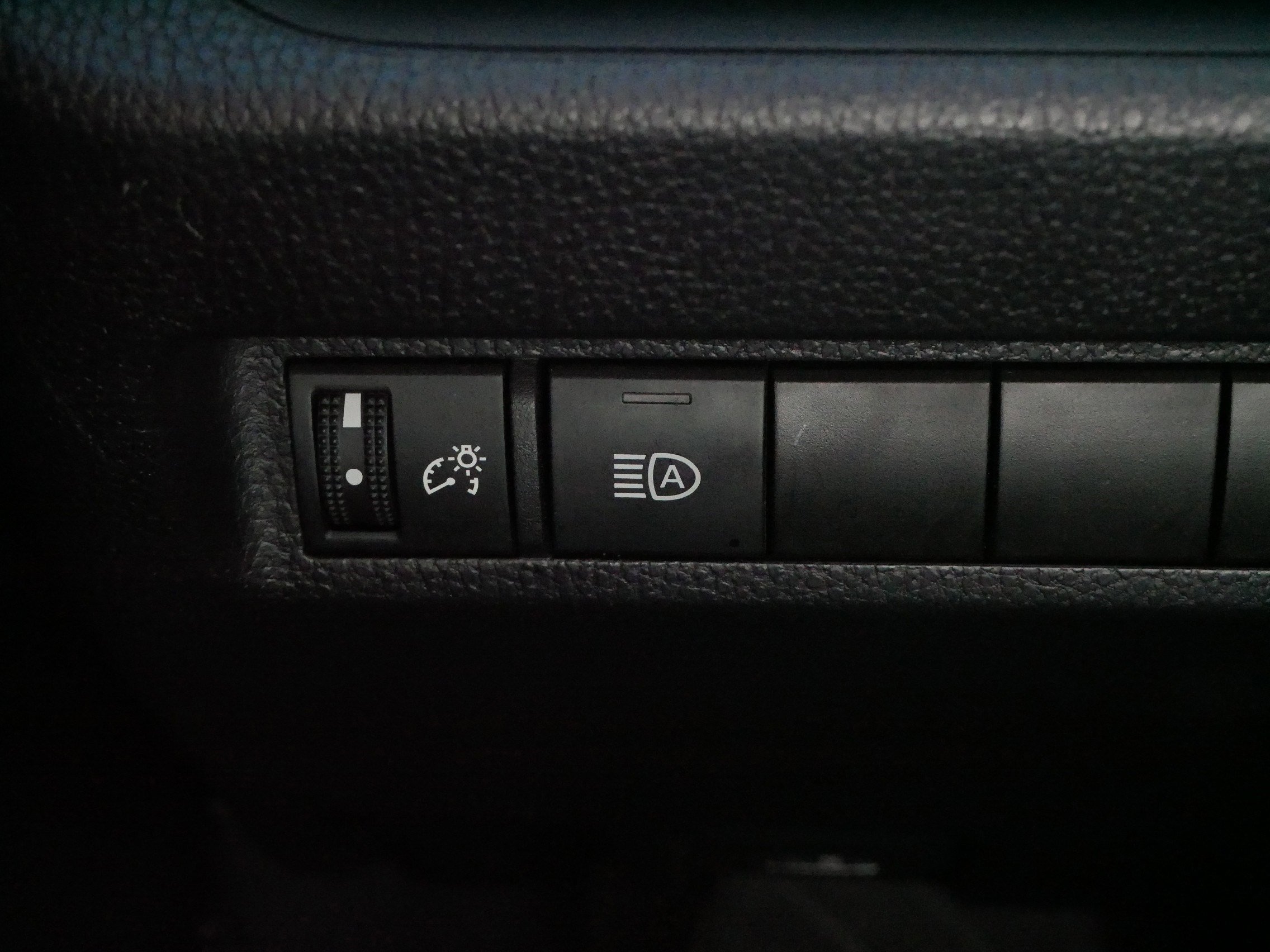 Certified 2024 Toyota RAV4 XLE AWD/4WD image 26