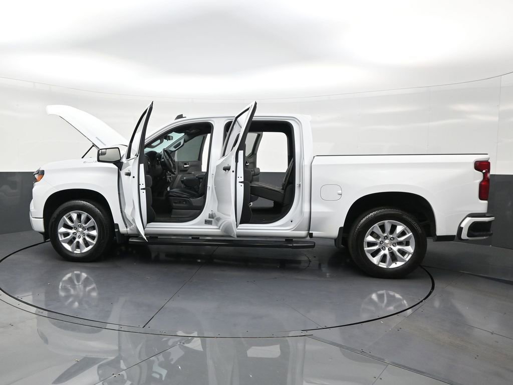 Used 2025 Chevrolet Silverado 1500 Custom image 30