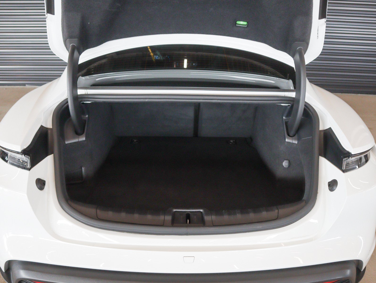 Certified 2023 Porsche Taycan RWD image 31