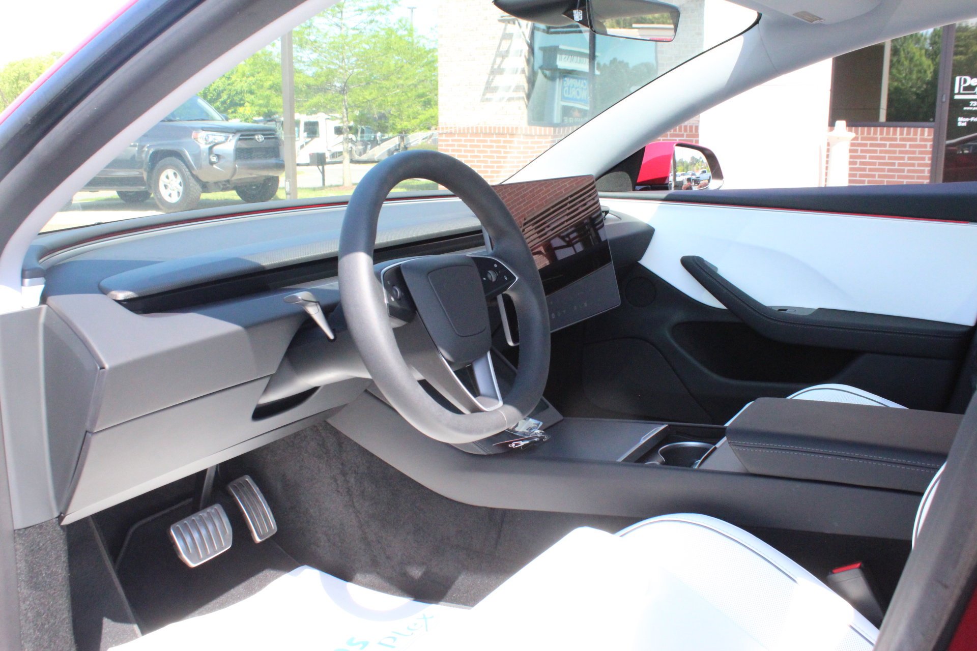 Used 2025 Tesla Model 3 Performance AWD/4WD image 12