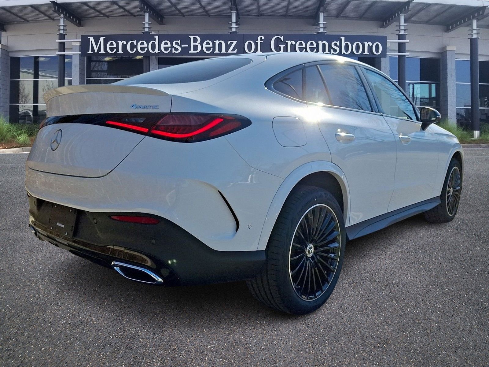 New 2026 Mercedes-Benz GLC 300 4MATIC image 3