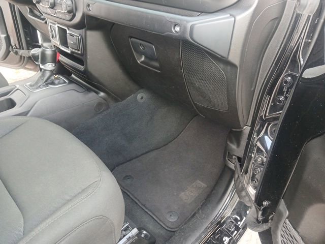 Used 2023 Jeep Gladiator Sport AWD/4WD image 24