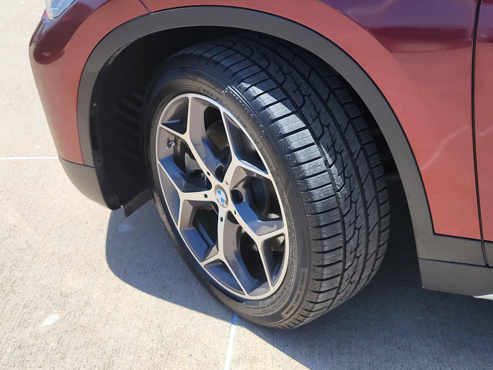 Used 2018 BMW X1 xDrive28i AWD/4WD image 9