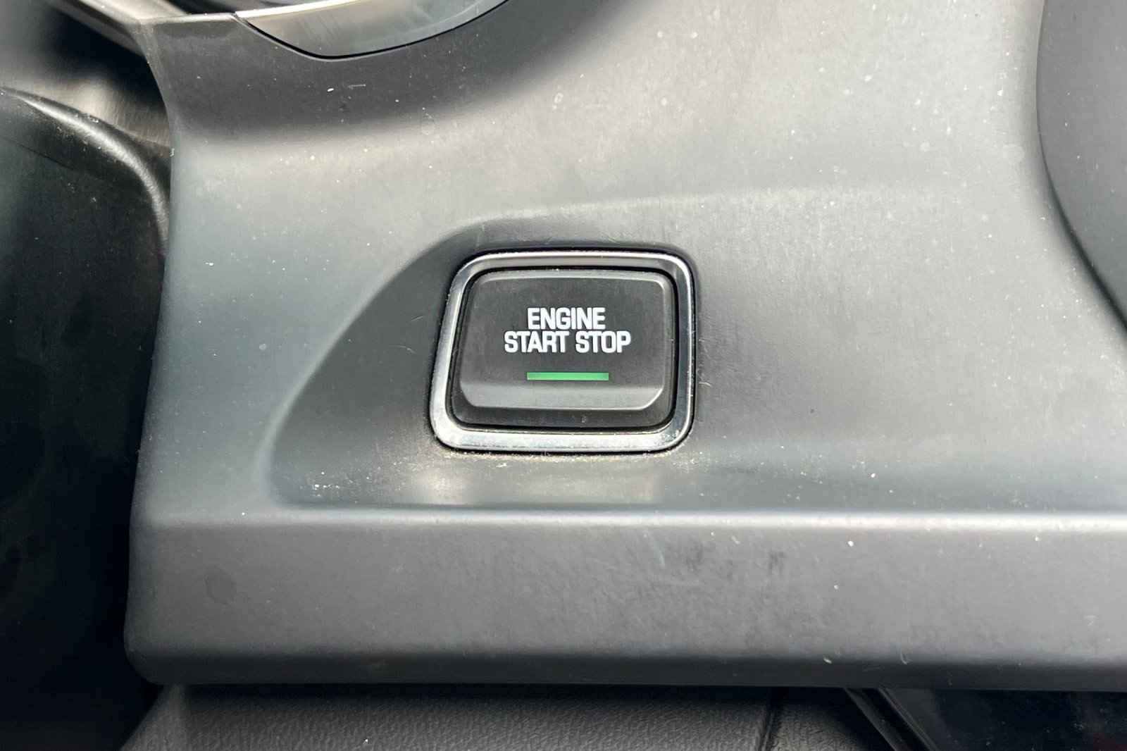 Used 2023 Chevrolet Camaro LT image 32