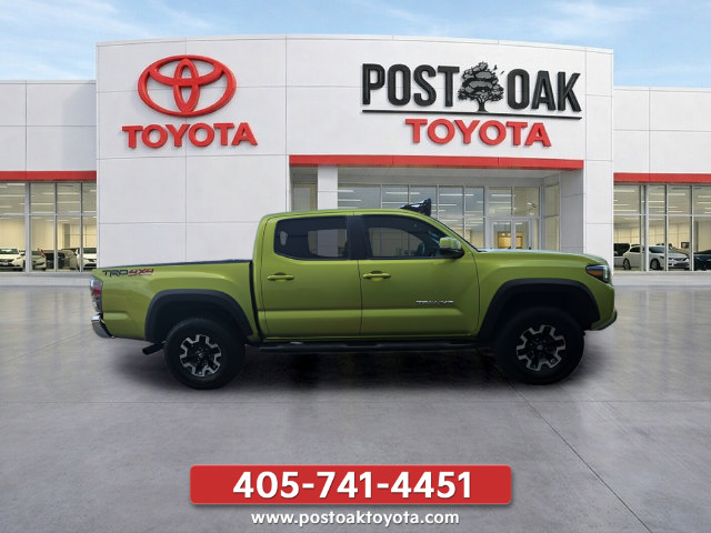 Used 2023 Toyota Tacoma TRD Off-Road AWD/4WD image 9