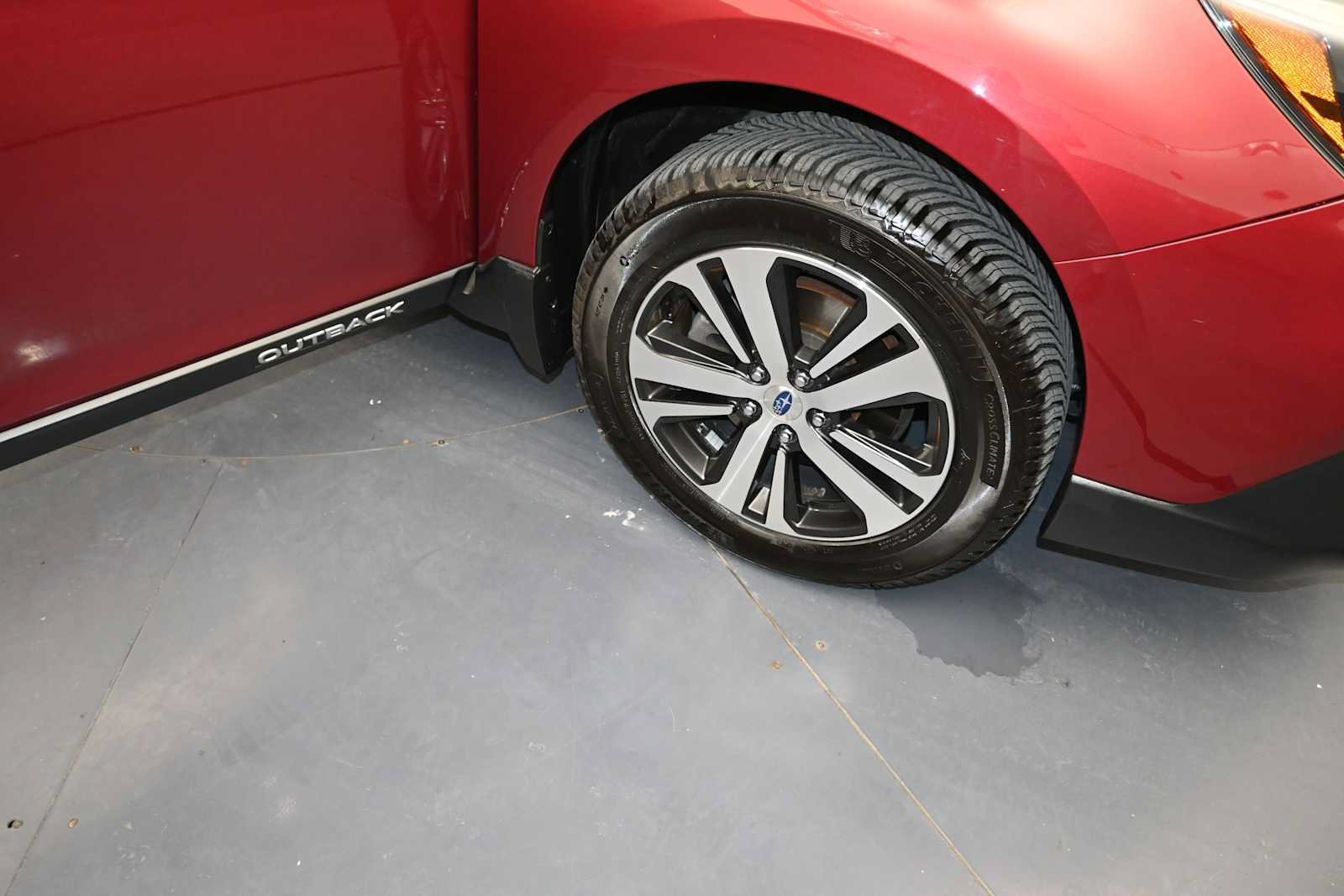 Used 2019 Subaru Outback 2.5i Limited w/ Popular Package #2 AWD/4WD image 10