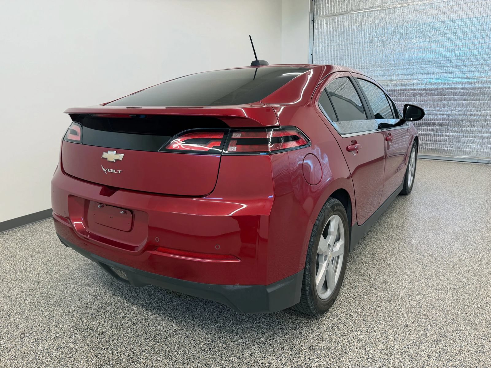 Used 2015 Chevrolet Volt Premium w/ Premium Trim Package FWD image 6