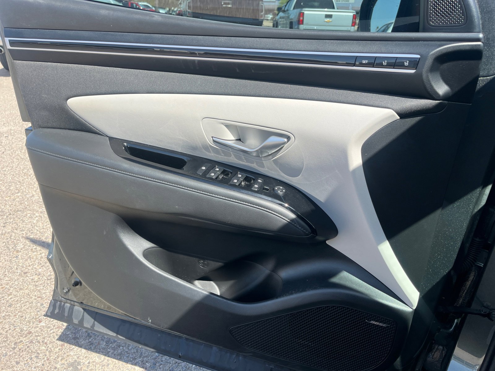 Used 2023 Hyundai Tucson Limited FWD image 13
