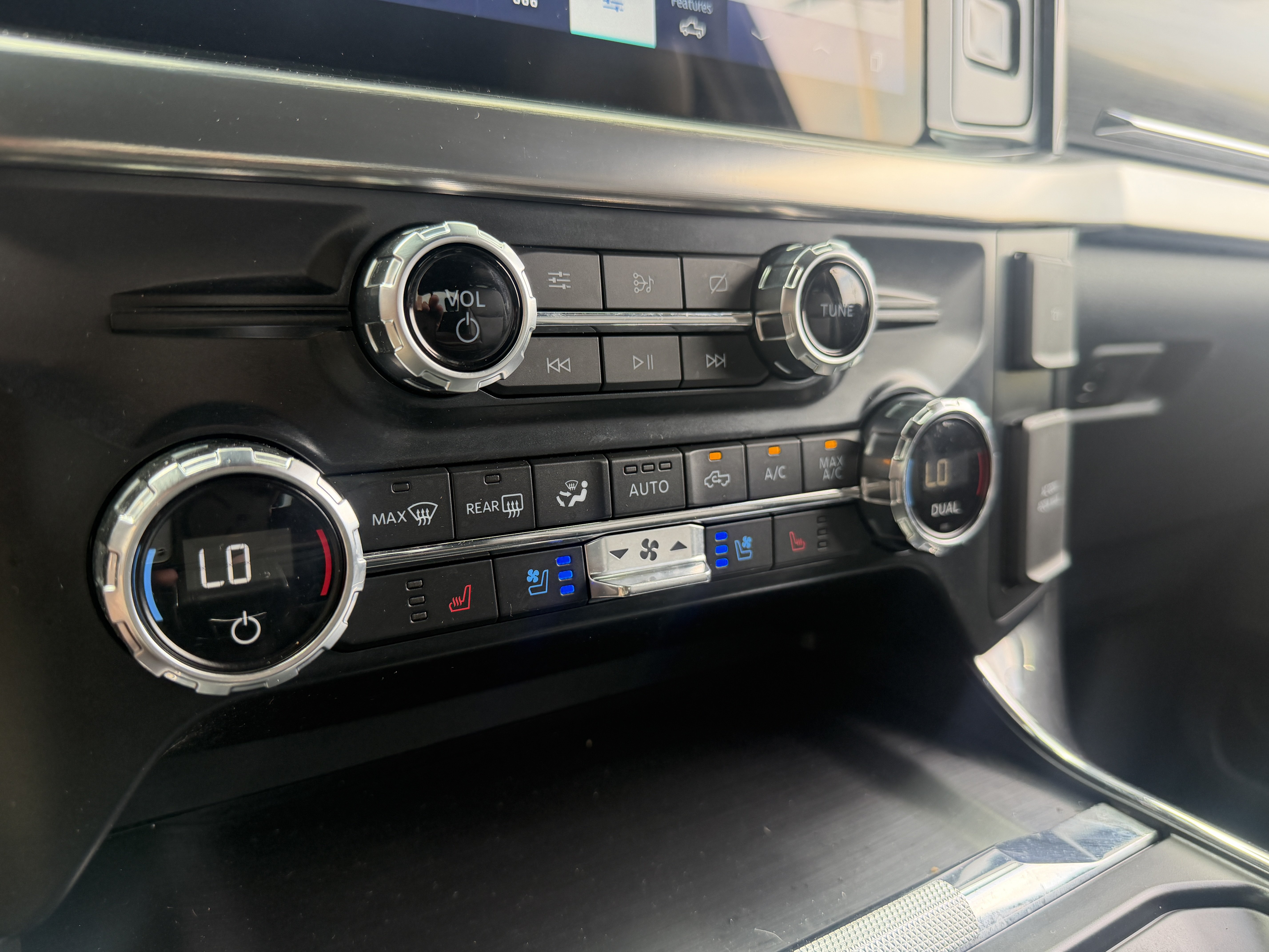 Used 2021 Ford F150 Lariat AWD/4WD image 46