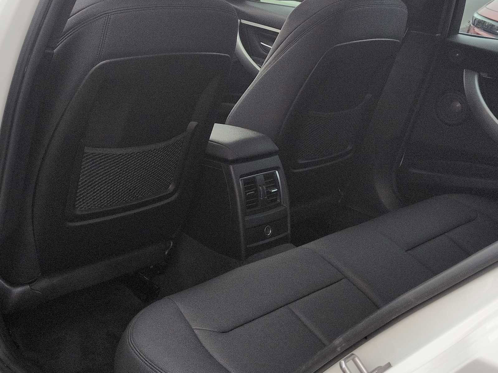 Used 2017 BMW 340i xDrive Sedan AWD/4WD image 19